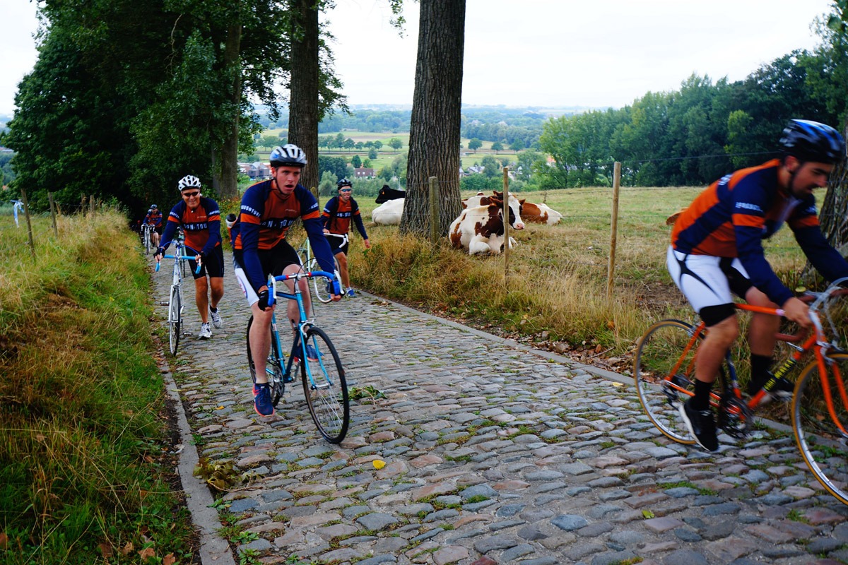 Retrofietsbeleving Johan Museeuw fietsen Vlaamse Ardennen Ronde Teambuilding
