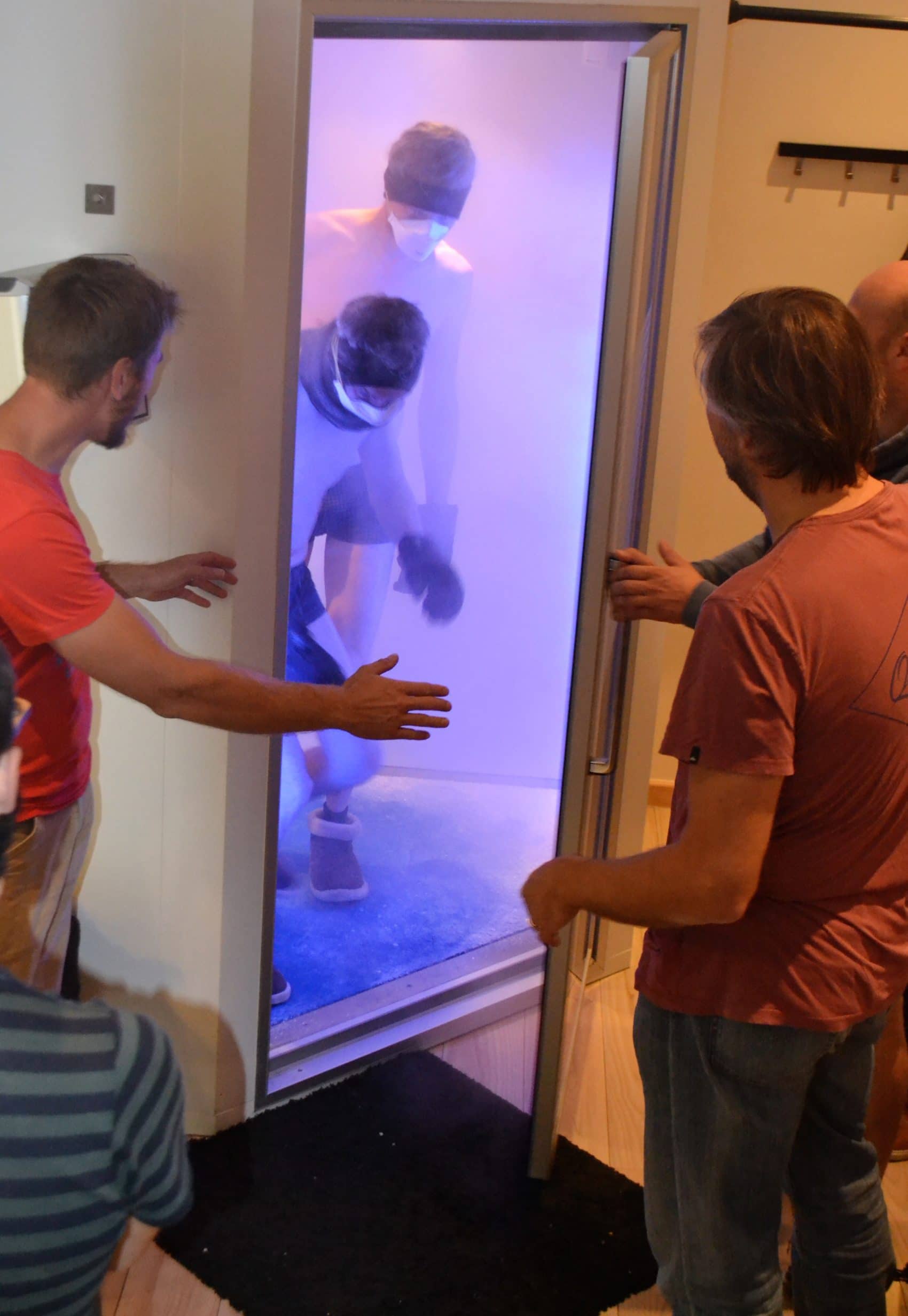 https://funkey.be/wp-content/uploads/2019/06/teambuilding@cryo-sauna-aquakine.jpg