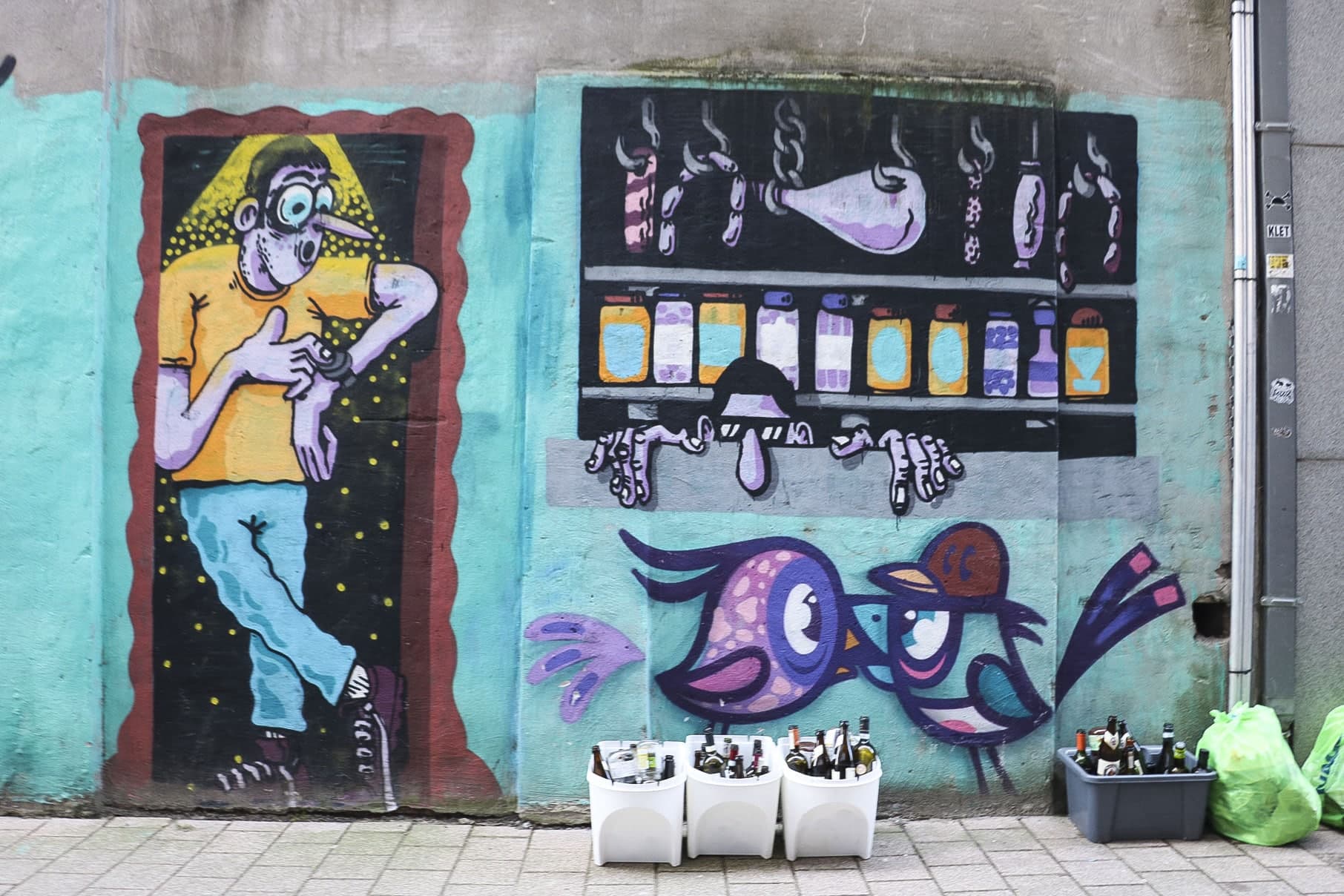 https://funkey.be/wp-content/uploads/2021/10/TOUR-Illegal-graffiti-street-art-gent60.jpg