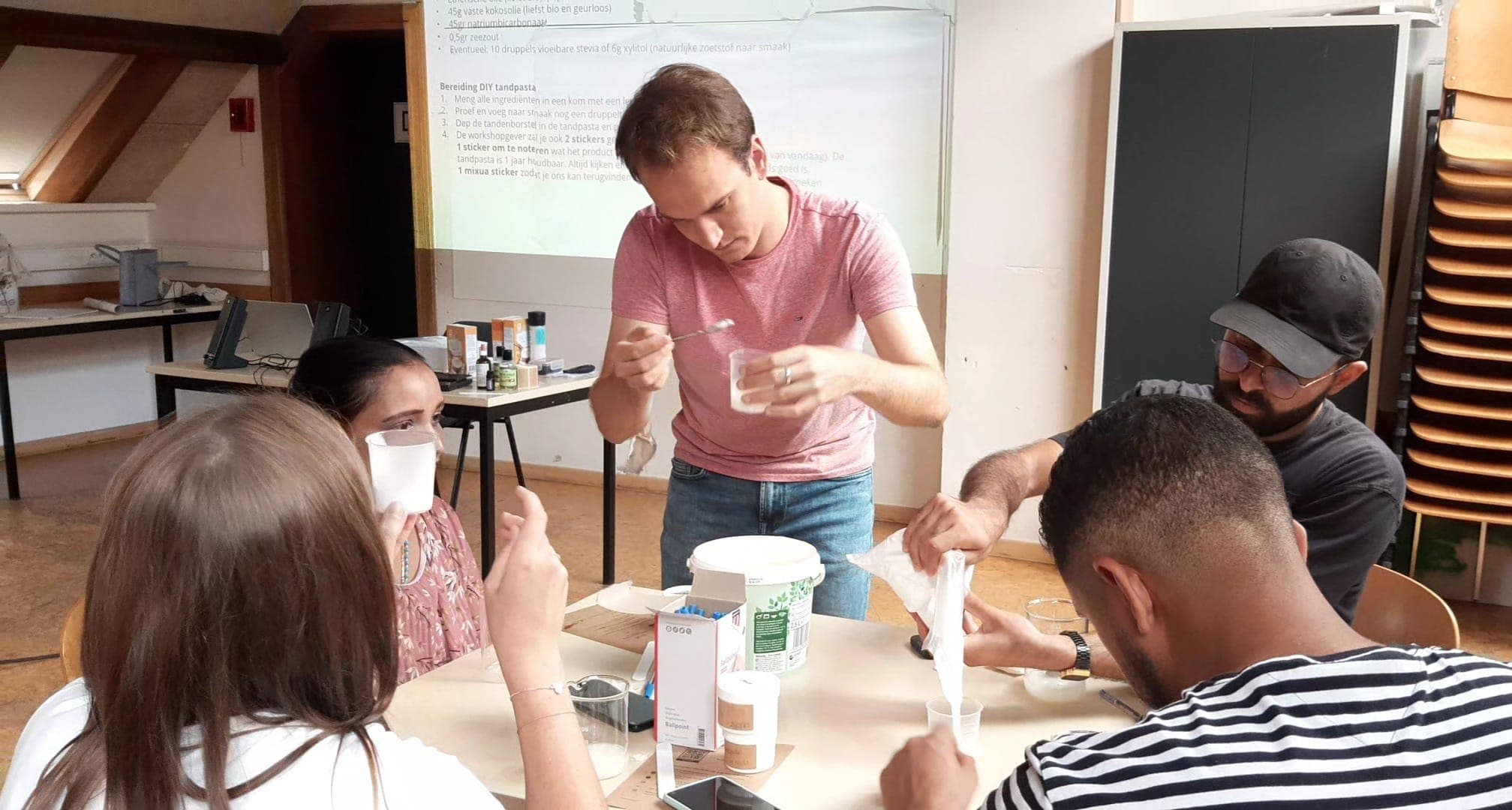 https://funkey.be/wp-content/uploads/2022/10/diy-workshops.jpg