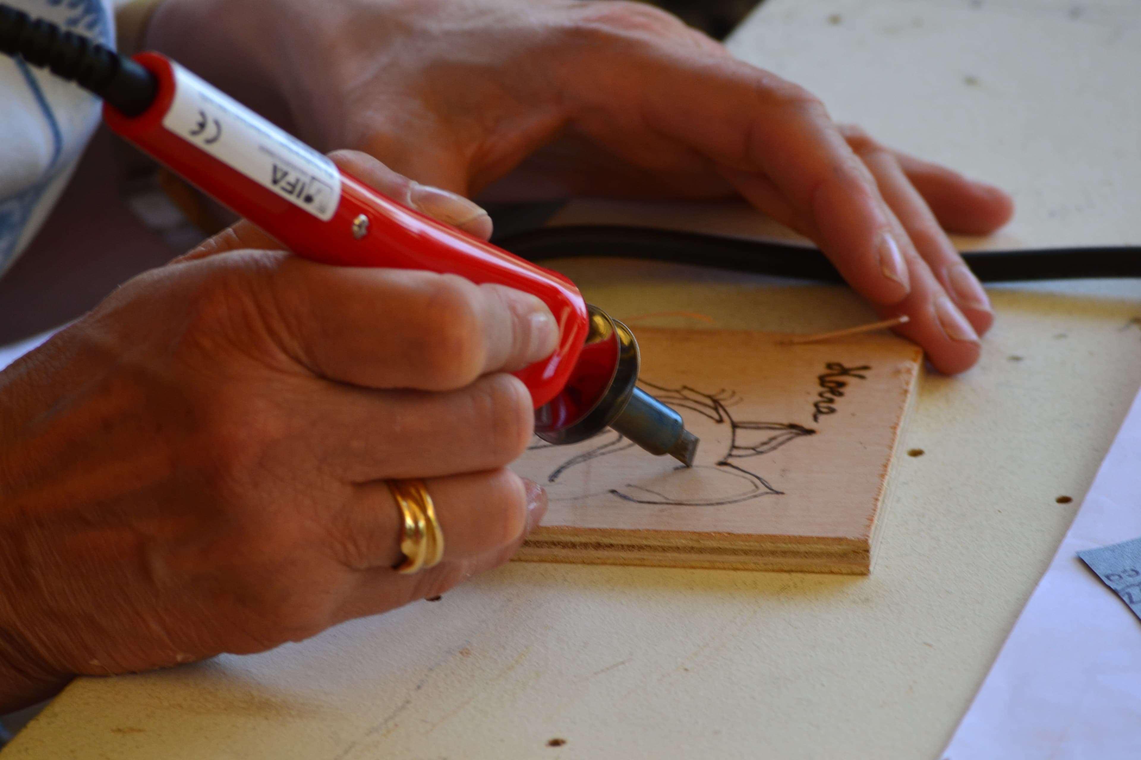 https://funkey.be/wp-content/uploads/2022/11/pyrografie-jun22a.jpg