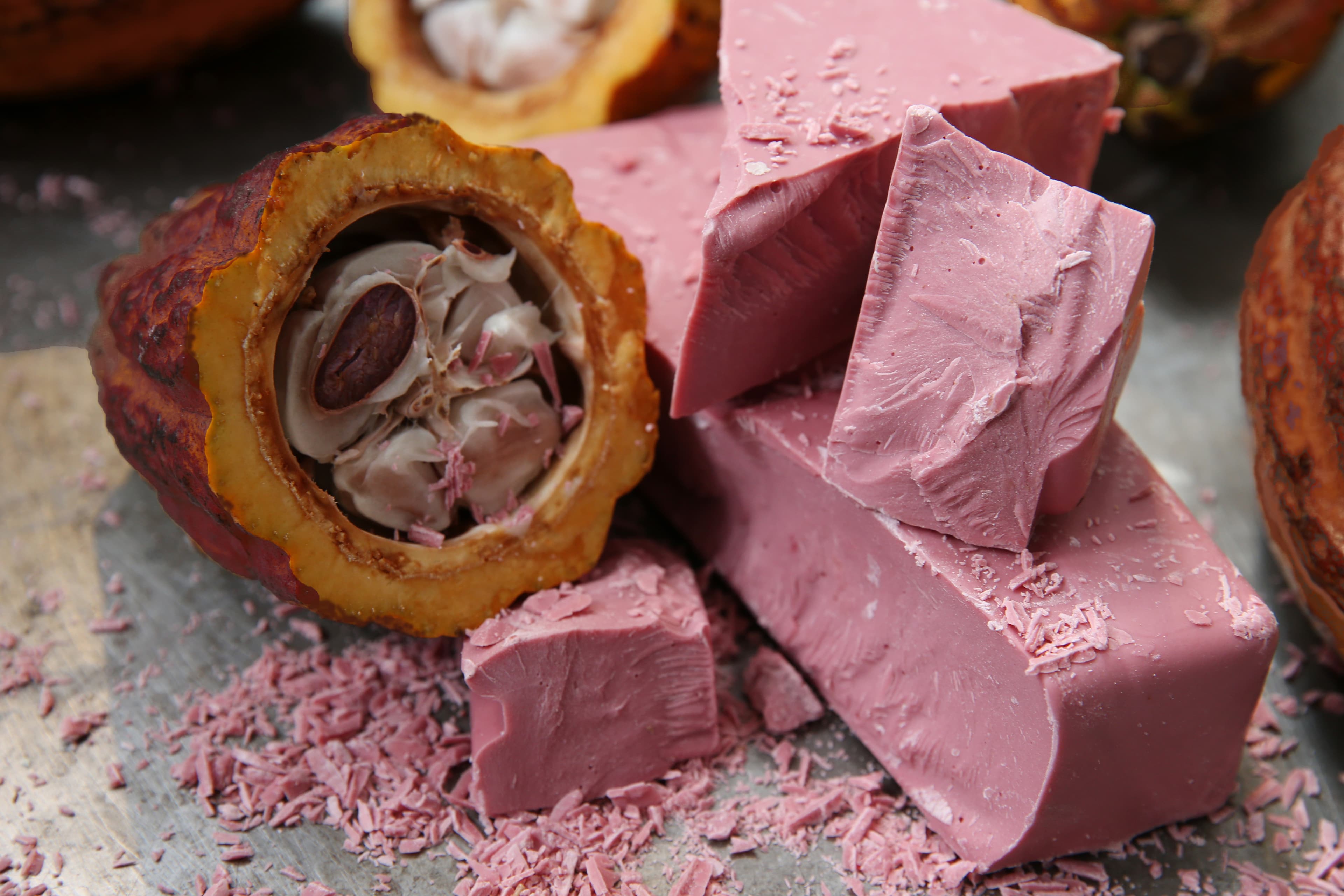 https://funkey.be/wp-content/uploads/2024/07/Ruby-Chocolate-with-Cocoa.jpg