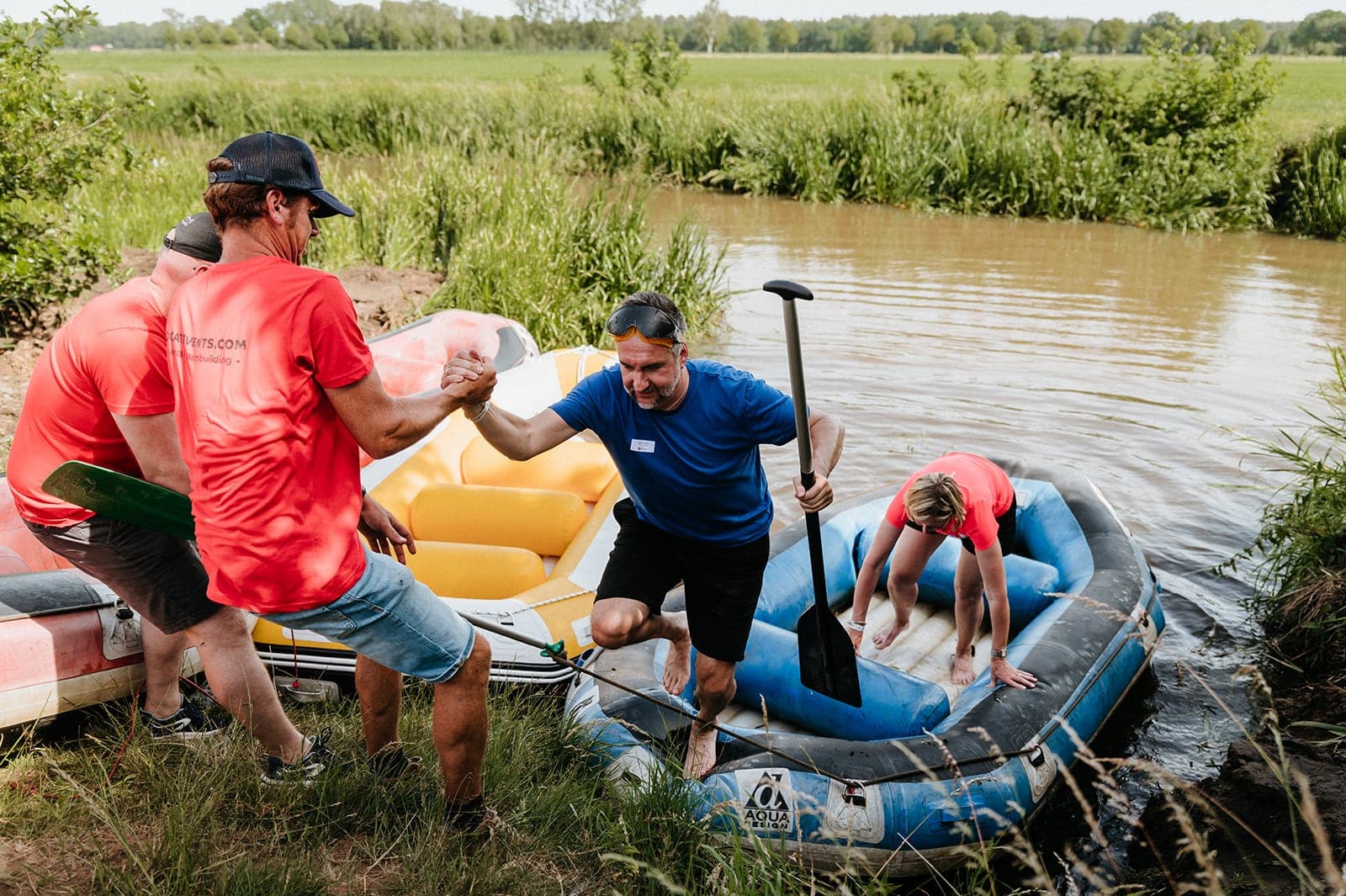 https://funkey.be/wp-content/uploads/2024/07/raft-blind-varen-locat-events-teambuilding-10-k.jpg