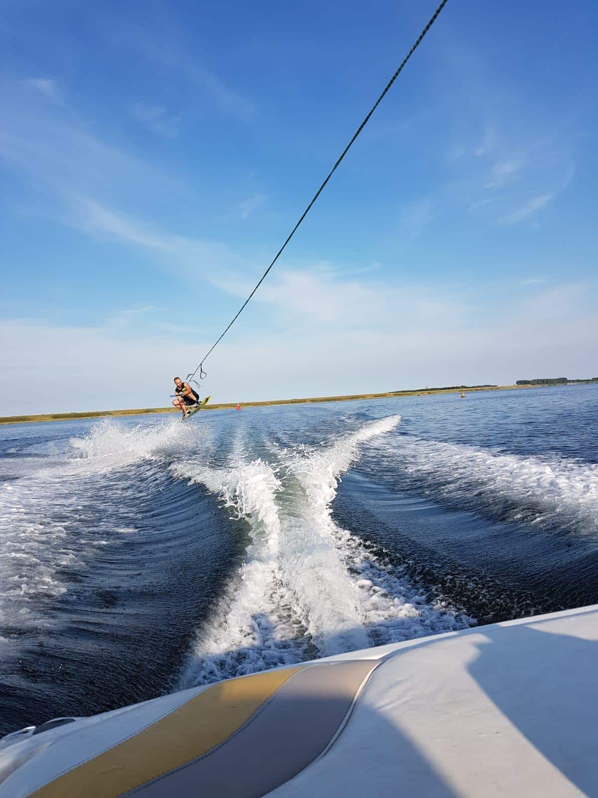 https://funkey.be/wp-content/uploads/2024/08/wakeboard-2.jpg