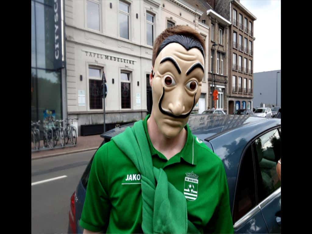 https://funkey.be/wp-content/uploads/2025/01/AR-La-Casa-de-papel-foto3.jpg