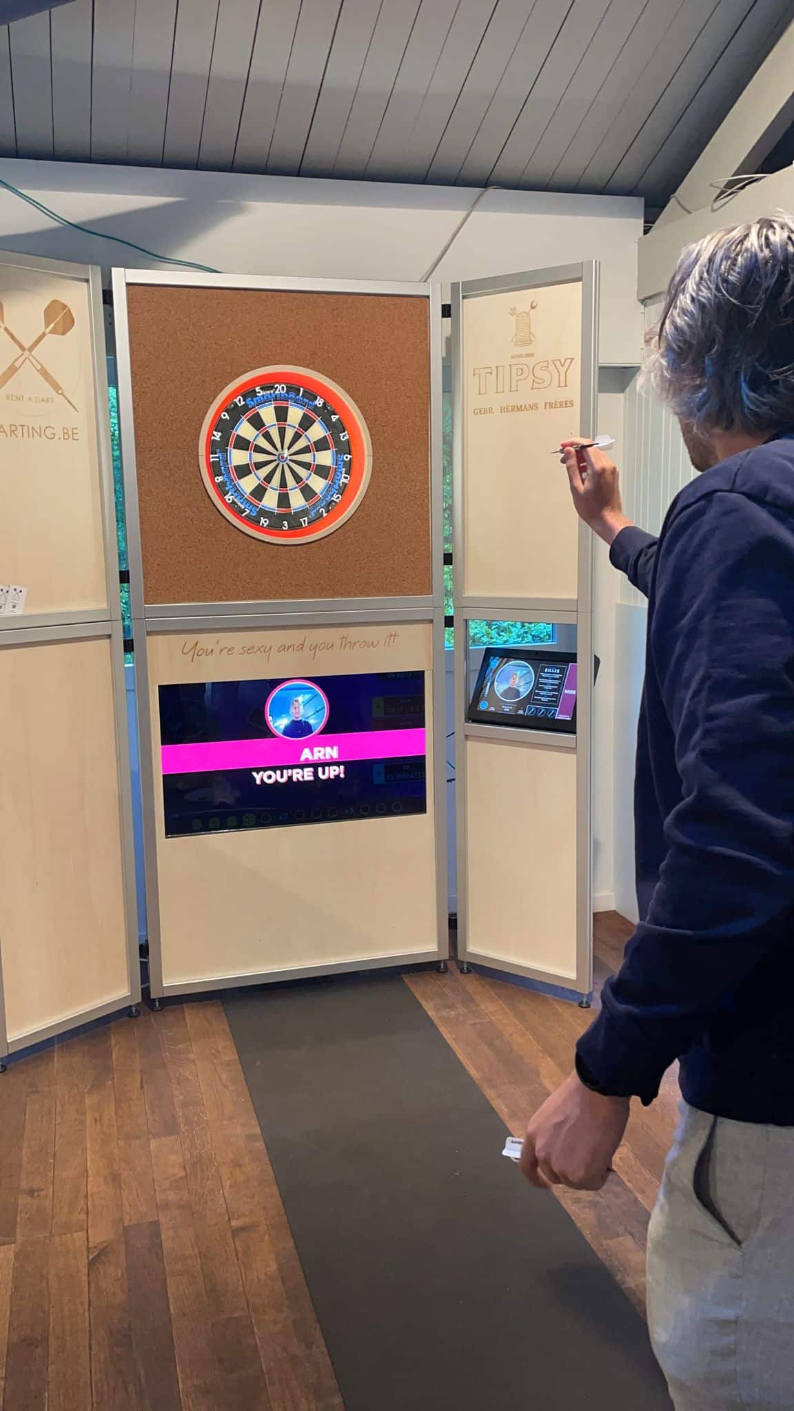 Darting header image