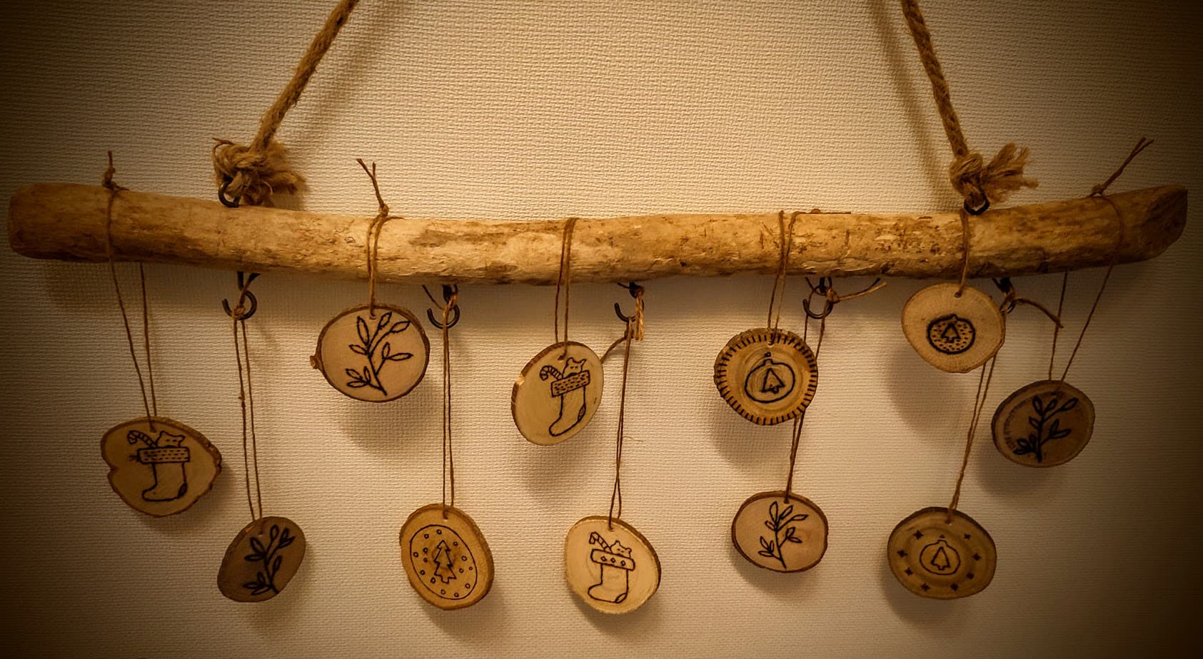 https://wp.funkey.be/wp-content/uploads/2023/11/pyrografie-kerst.jpg