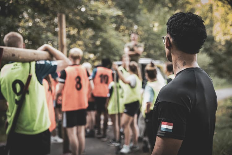 Met je collega's samenwerken als militaire eenheid! - Header