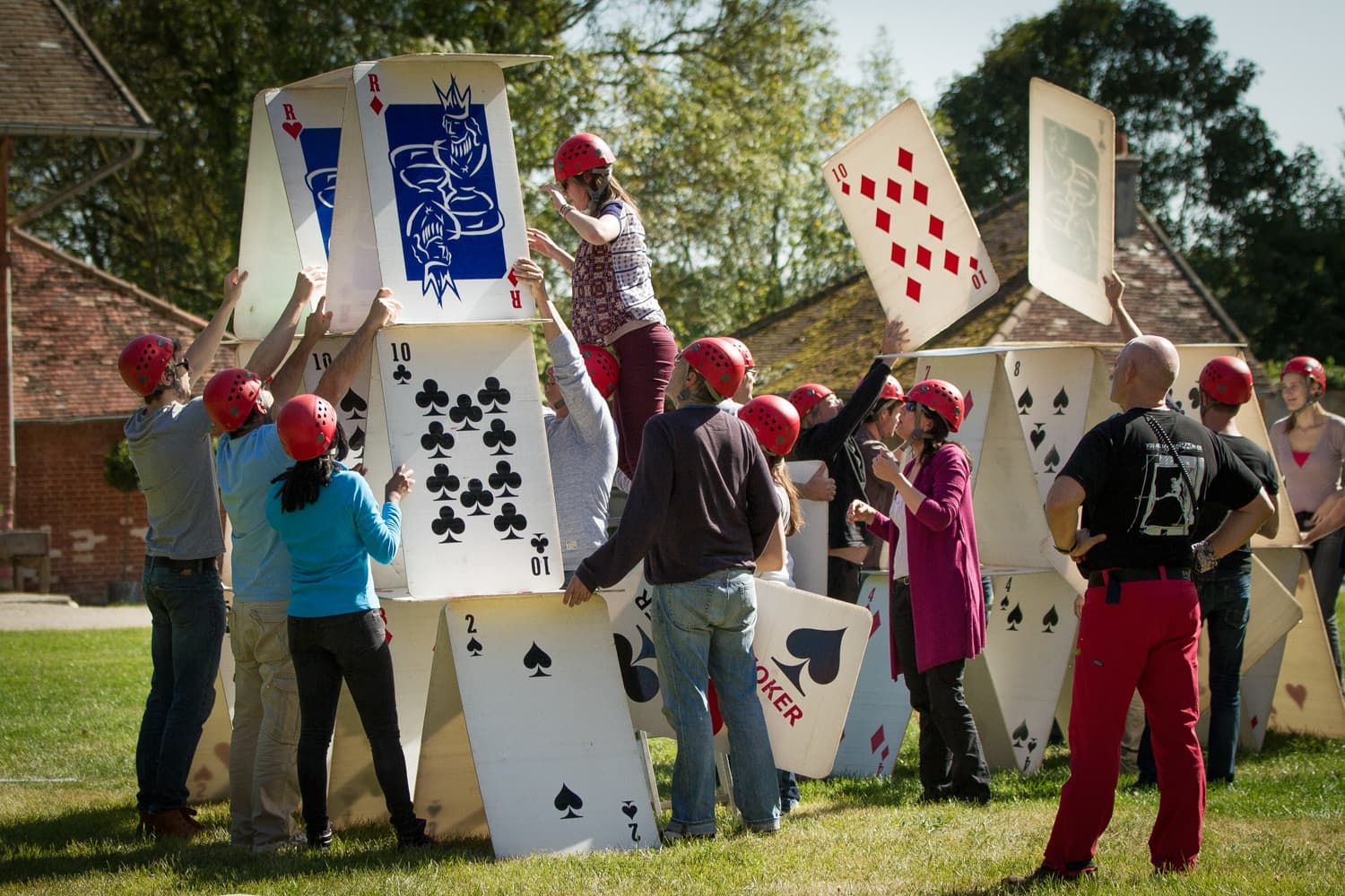 L'Enquête header image