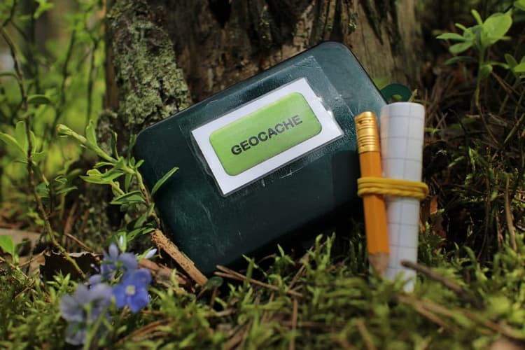 Geocache 2.0 - Header