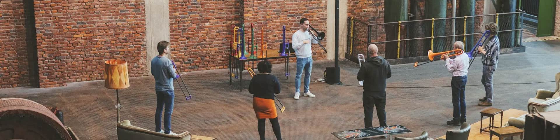 Muzikaal header background image